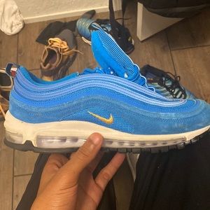 Blue and gold Jamaican tongue air max 97